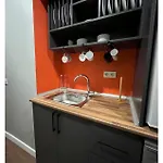 Cosy Flat With A Garden In Kadikoy 이스탄불