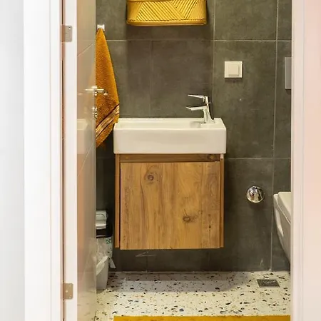 Cosy Flat With A Garden In Kadikoy * Istanbulská provincie
